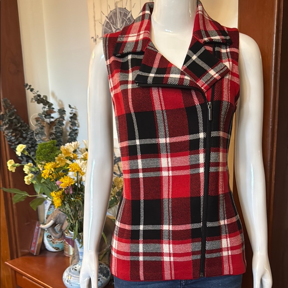 NWT chaps size small heavy thick Plaid Sleeveless Zip-Up Top